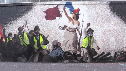 Gilets jaunes: New Paris mural shows Lady Liberty leading protesters