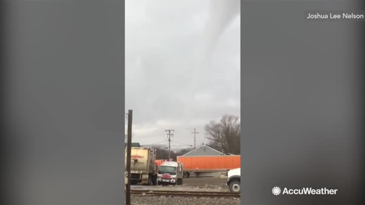 Rare January tornado touches down in Ohio