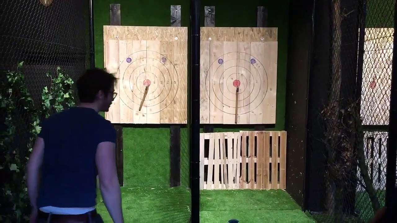 Premier bar de lancer de haches à Bruxelles