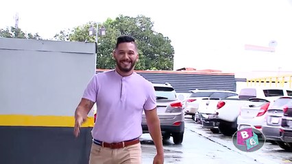 Alonso Solís sin anillo matrimonial