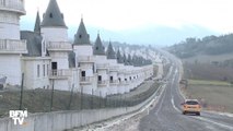 Le lotissement de châteaux abandonnés en Turquie