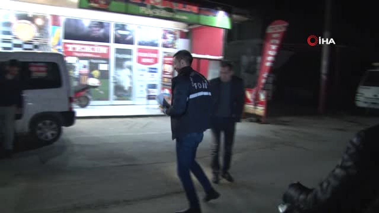 Sokak Ortasında Bıçaklanan Genç Ağır Yaralandı