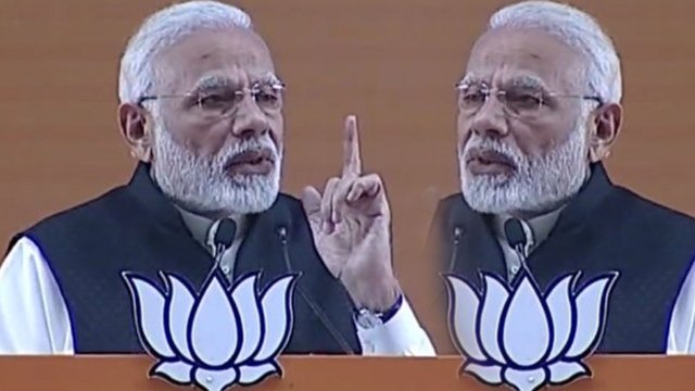 PM Modi explains Rafale deal with a simple example | Oneindia News