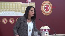 Ankara CHP'li Milletvekili, Meclis'teki Basın Toplantısına Patlamış Mısırla Geldi