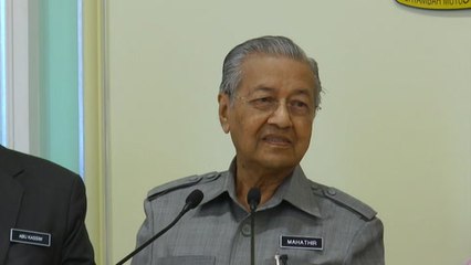 Dr M: We need to spell out what is deemed an insult to royalty