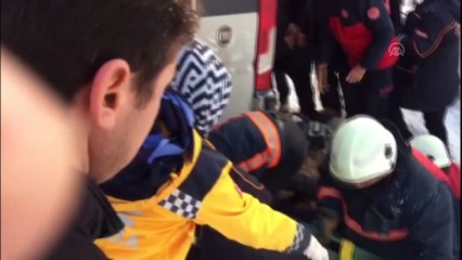 Geri kayan minibüsün altında kaldı - ELAZIĞ