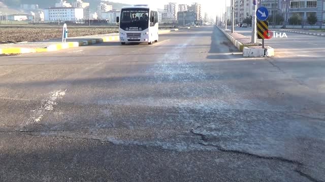 Yollar Buz Pistine Döndü... Sürücüler Zor Anlar Yaşadı