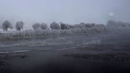 Yurtta Kış - Göl ve Şelaleler ile Kızılırmak'ın Bazı Bölümleri Buz Tuttu