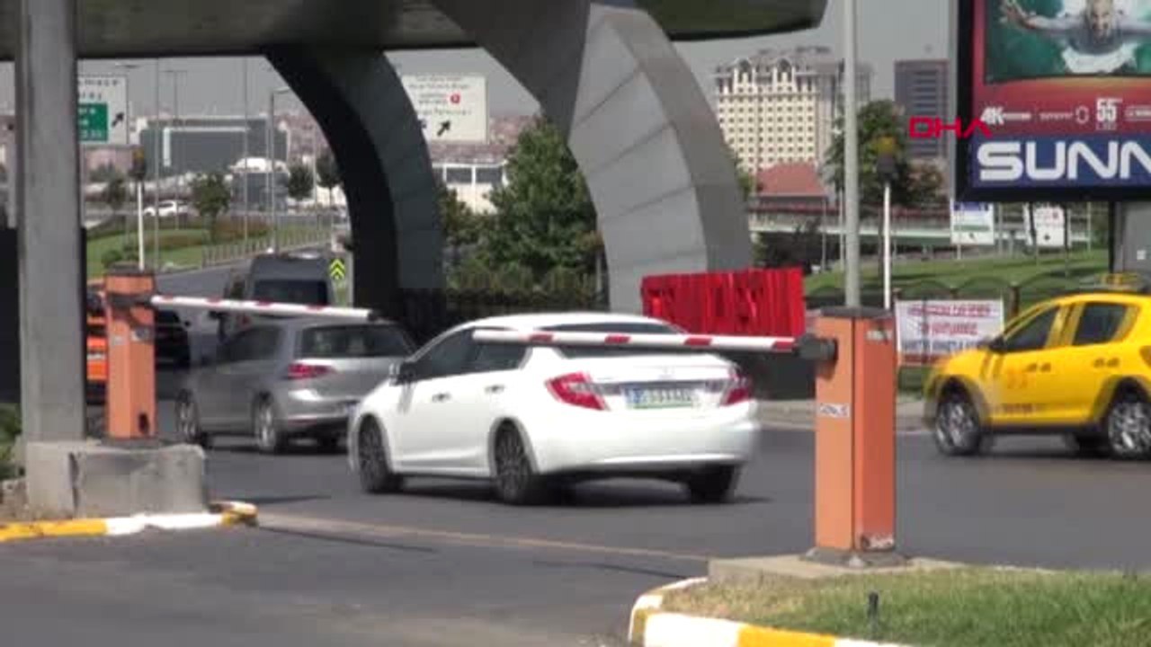 Güneş Gözlüğü Çaldığı Öne Sürülen İtalyan Meclis Üyesi 50 Bin Lira Kefaletle Serbest