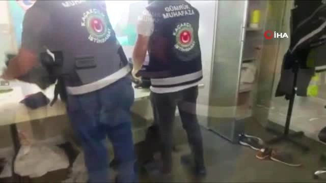 Ticaret Bakanlığı Gümrük Muhafaza Ekiplerince Atatürk Havalimanı'nda Kolombiya'dan Aktarmalı Olarak...