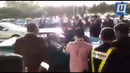 Sultan Ibrahim pandu Proton Saga hantar Tun M ke LTAS