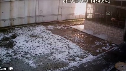 Apartmanın istinat duvarı çöktü - KAHRAMANMARAŞ