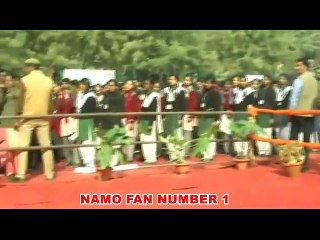 CM yogi addressing in human chain program at Prayagraj's Chandrasekhar Park
