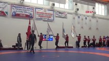 Spor Türkiye Büyükler Serbest Güreş Şampiyonası, Çorum'da Başladı