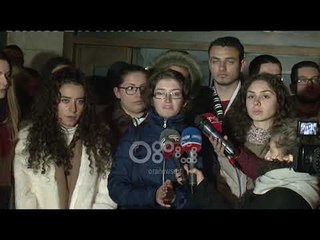 Ora News – Pas takimit me qirinj, studentët e Ekonomisë: Sot nisim ngujimin!