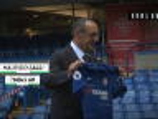 Télécharger la video: Maurizio Sarri turns 60