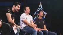 Luis Figo y Kaká levantan gran expectación en Pakistán