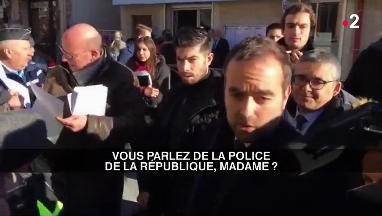 "Je ne vous laisserai pas dire que les CRS sont des tueurs" : échange tendu entre Sébastien Lecornu et des "gilets jaunes"