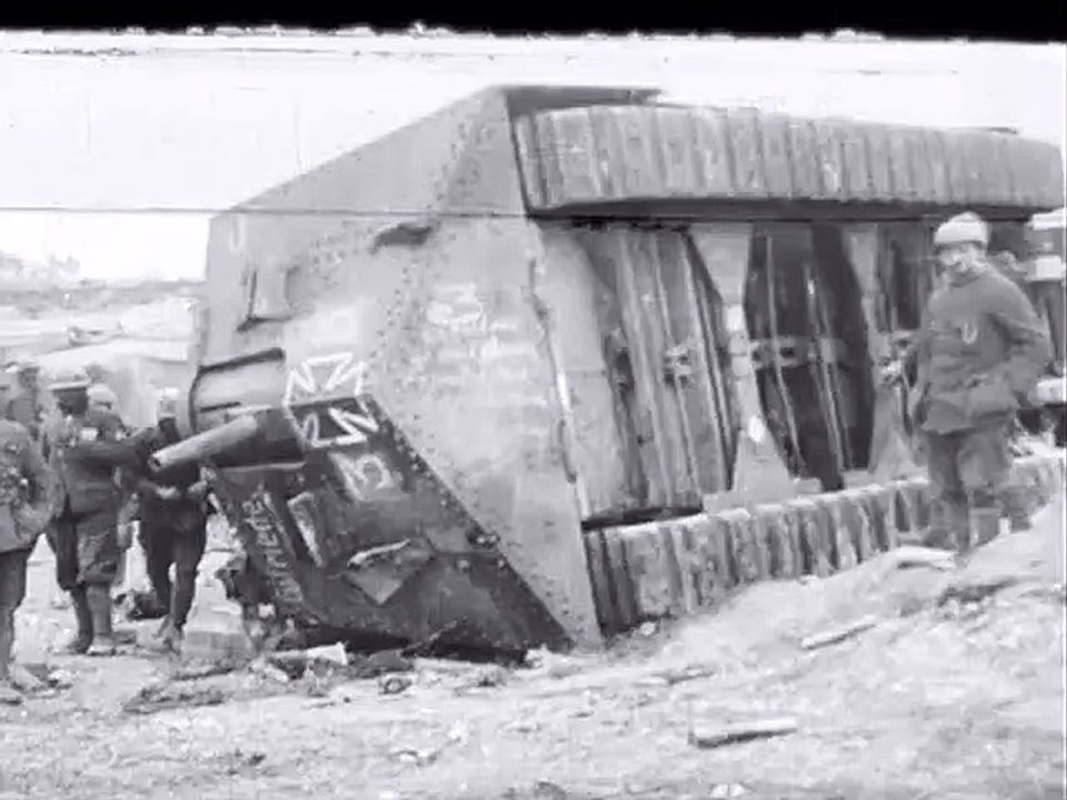 Recovery of the German A7V Sturmpanzerwagen  Elfriede III at Villers-Bretonneux, 15 May 1918