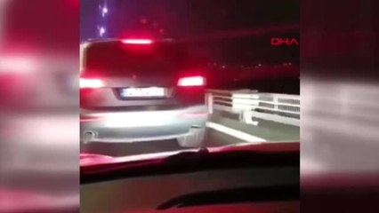 Fsm'de Dehşet Anları Kamerada Makas Atarak Takla Atan Otomobilden Sağ Kurtuldu