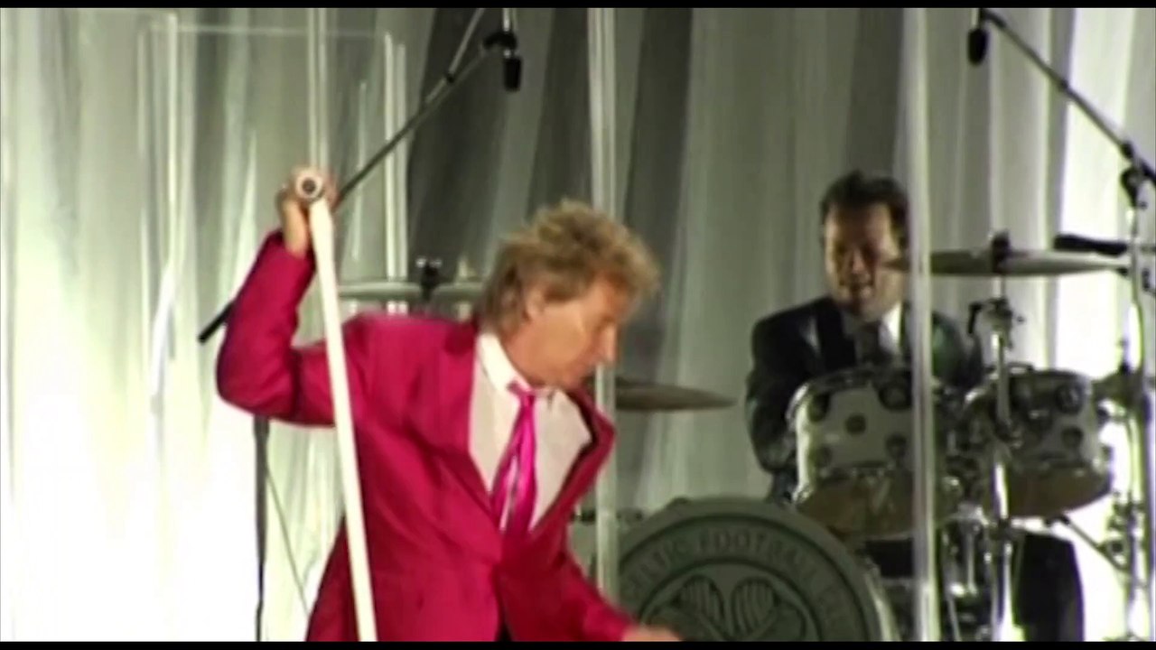 El cantante  británico Rod Stewart cumple hoy 74 primaveras