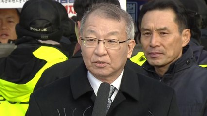 양승태 前 대법원장 헌정 사상 첫 소환 조사 / YTN