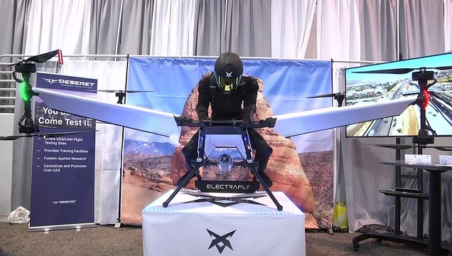 Autos voladores y juguetes sexuales en la CES de Las Vegas