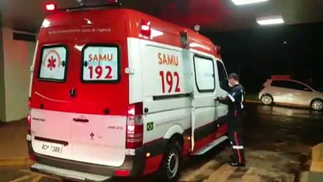 Sob escolta, 'advogado' que causou confusão na...