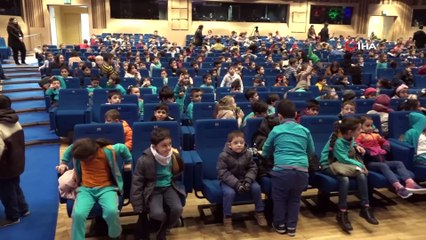 Yerli ve milli karakter Hezarfen öğrencilerin gönlünü fethetti