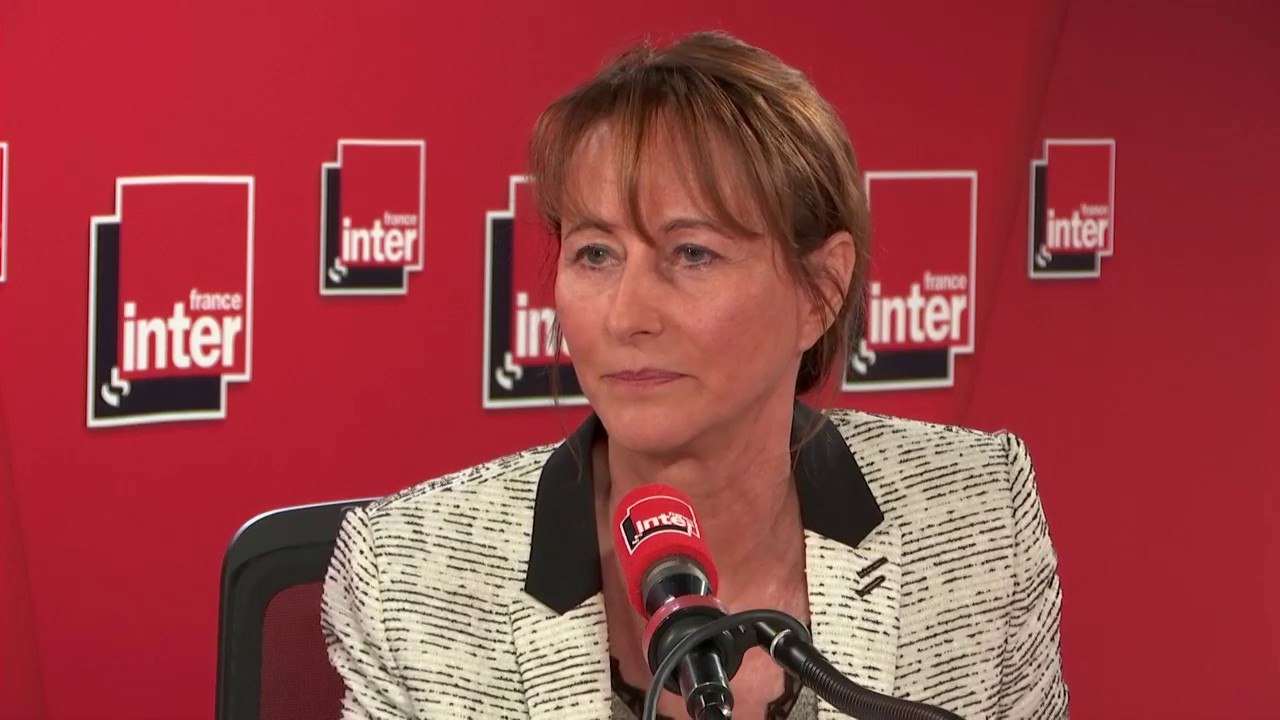 Ségolène Royal, ex-ministre de l'Environnement, sur ceux qui ont refusé le jeu de l'union des écologistes pour les prochaines européennes :" Ils auront des comptes à rendre (..) Ce choix politique est une faute grave"