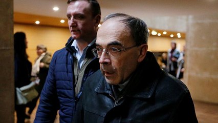 Barbarin-ügy: ítélet két hónap múlva