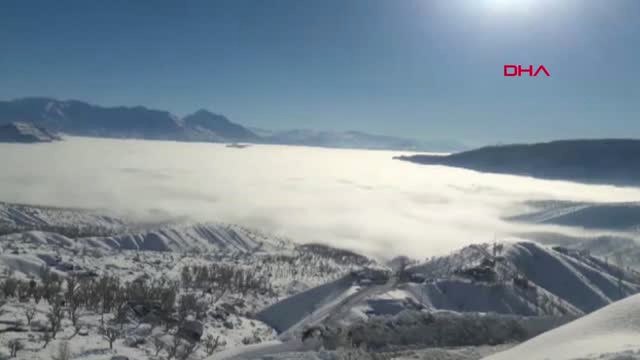 Hakkari Derecik Siste Görünmez Oldu