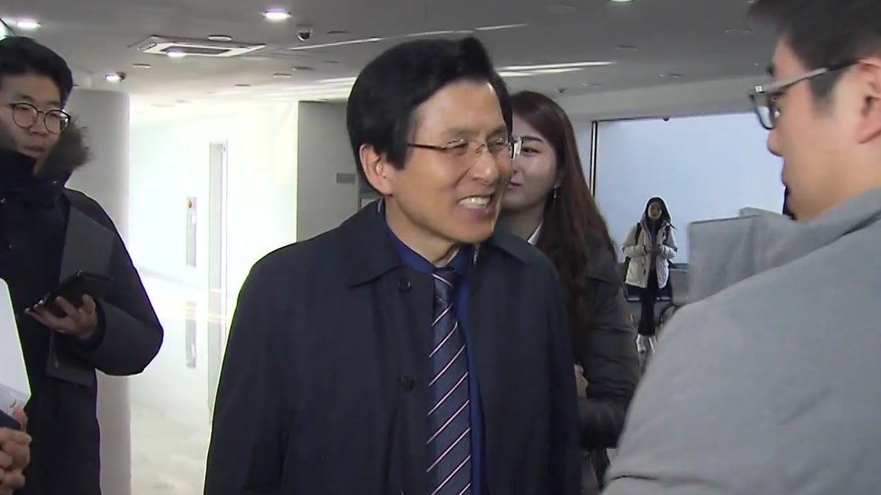 "황교안, 자유한국당 조만간 입당...전당대회 저울질" / YTN