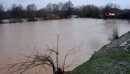Sağanak yağış tarım arazilerini de etkiledi