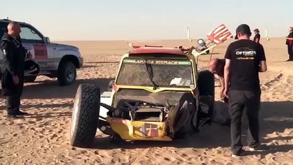 Africa Eco Race: un énorme accident juste avant la ligne d'arrivée