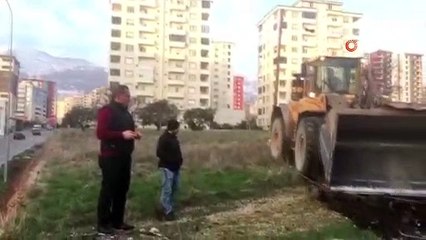 Kahramanmaraş’ta metruk bina çöktü