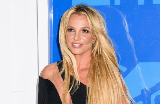 Britney Spears, il padre sta molto male: rinviati i concerti e l'uscita del nuovo album