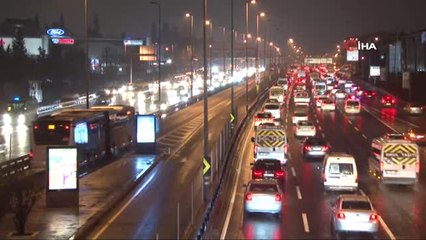 E-5'te Trafik Yoğunluğu Yüzde 69'lara Ulaştı