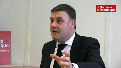 La fréquentation de l'aéroport de Tours en baisse : la réaction de Frédéric Augis