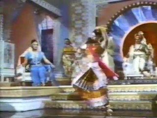 Actress Mumtaz Beautiful Classical Dance in Pakistani Movie Haider Ali 1978