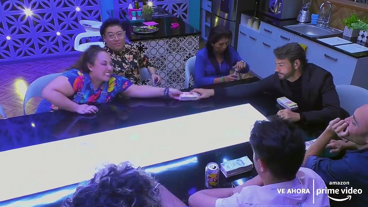 LOL: Last One Laughing - Tráiler 3 | Amazon Prime Video