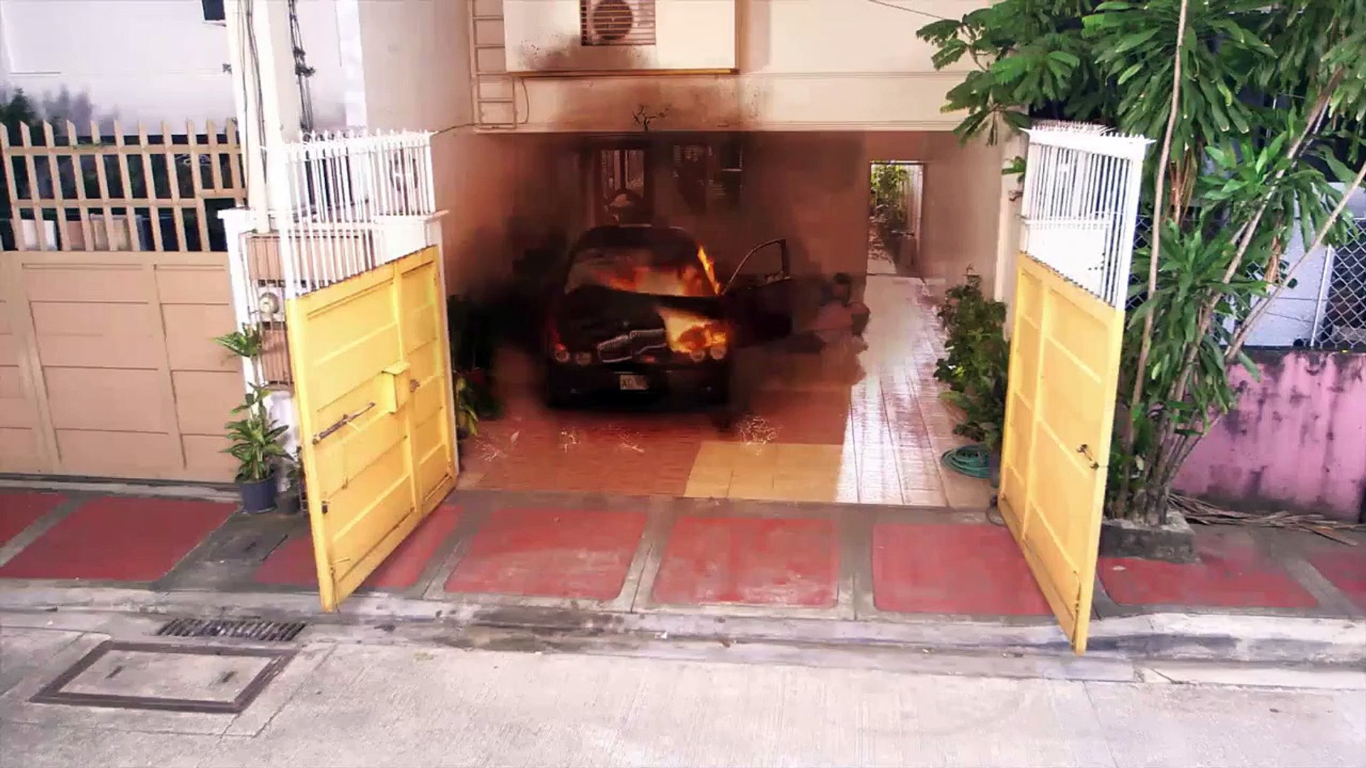 Ngayon At Kailanman: Stella's car explodes outside her house | EP 105