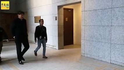 涉亿合约案前主席 女CEO 延扣期满获释