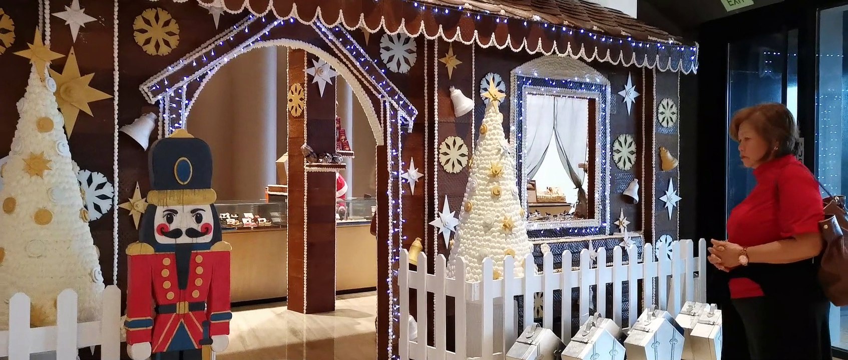 Gingerbread House, S Maison, Conrad Hotel, Manila  Philippines