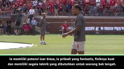 Van Dijk bisa menjadi bek terbaik sepanjang sejarah EPL - Klopp