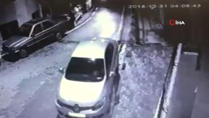 Çaldıkları Motosikleti İple Çekerek Böyle Götürdüler