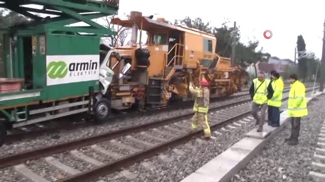 Halkalı-Gebze Banliyo Hattı Deneme Seferleri Sırasına Trenler Çarpıştı.