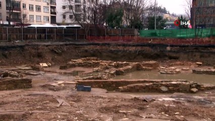 Kadıköy’de otel inşaatında tarihi eser kalıntıları çıktı
