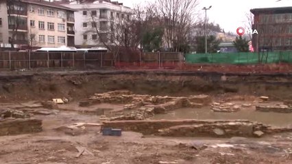 Kadıköy'de Otel İnşaatında Tarihi Eser Kalıntıları Çıktı