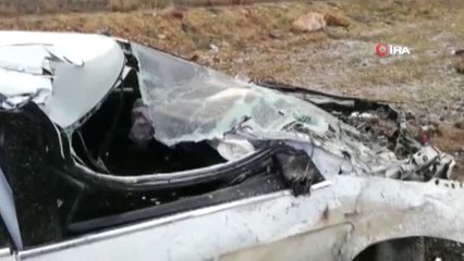 Seyir Halinde Çarpışan Otomobiller Takla Atıp Yol Kenarına Savruldu: 1'i Ağır 3 Yaralı